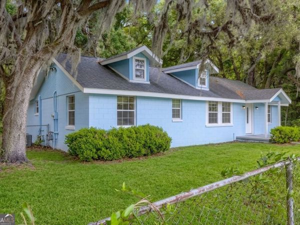 1368 Point Peter Road, Saint Marys, GA 31558