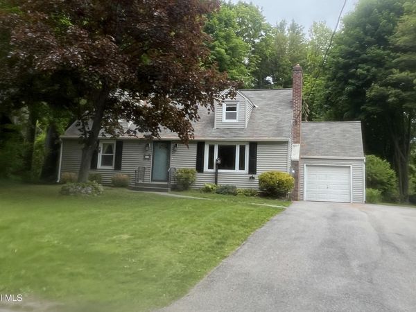 20 Van Vorst Drive, Burnt Hills, NY 12027