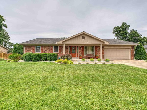 7888 Meadow Lane, Newburgh, IN 47630