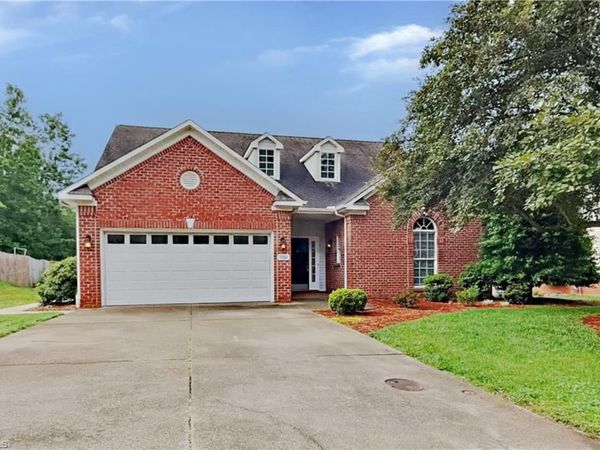 7260 Shadowridge Drive, Lewisville, NC 27023