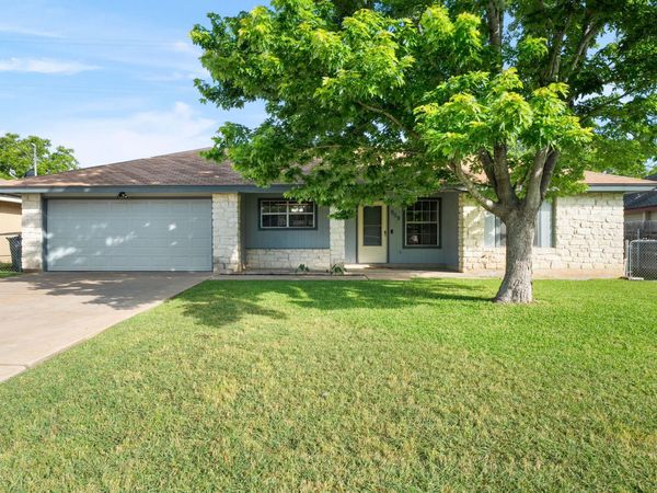 909 Garden View DR, Georgetown, TX 78628