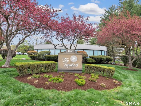 3200 Park, Unit 5C2, Bridgeport, CT 06604