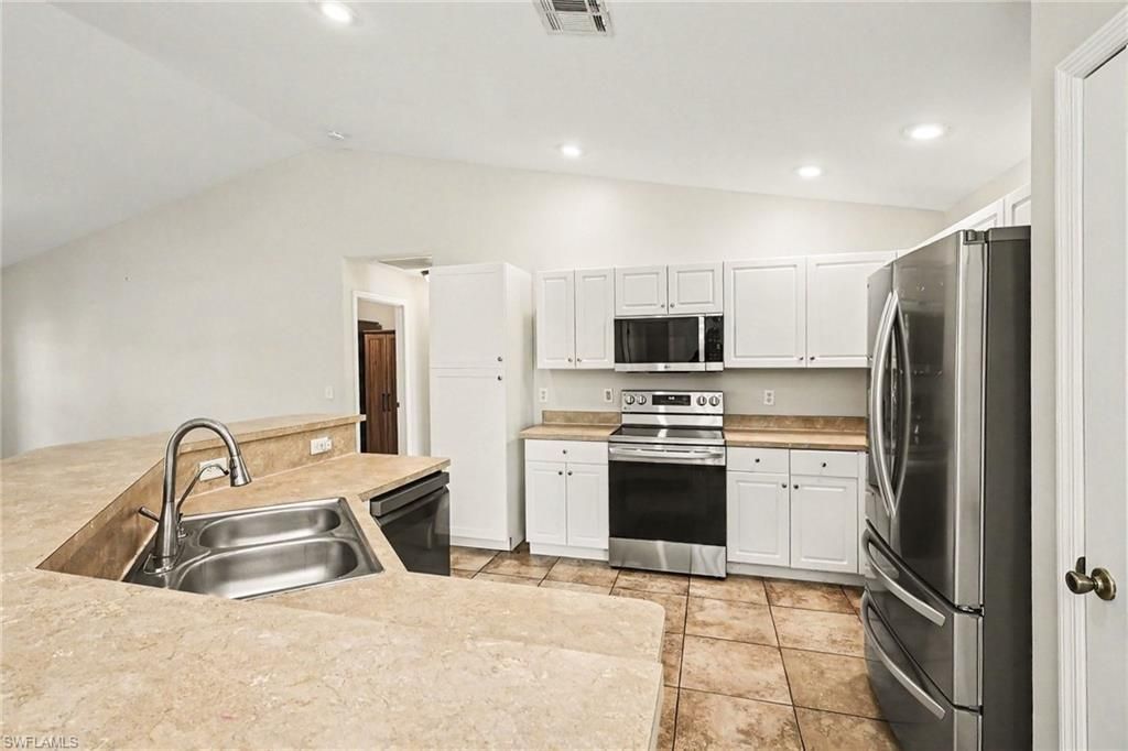 203 NW 6th Pl, Cape Coral, FL 33993 Photo