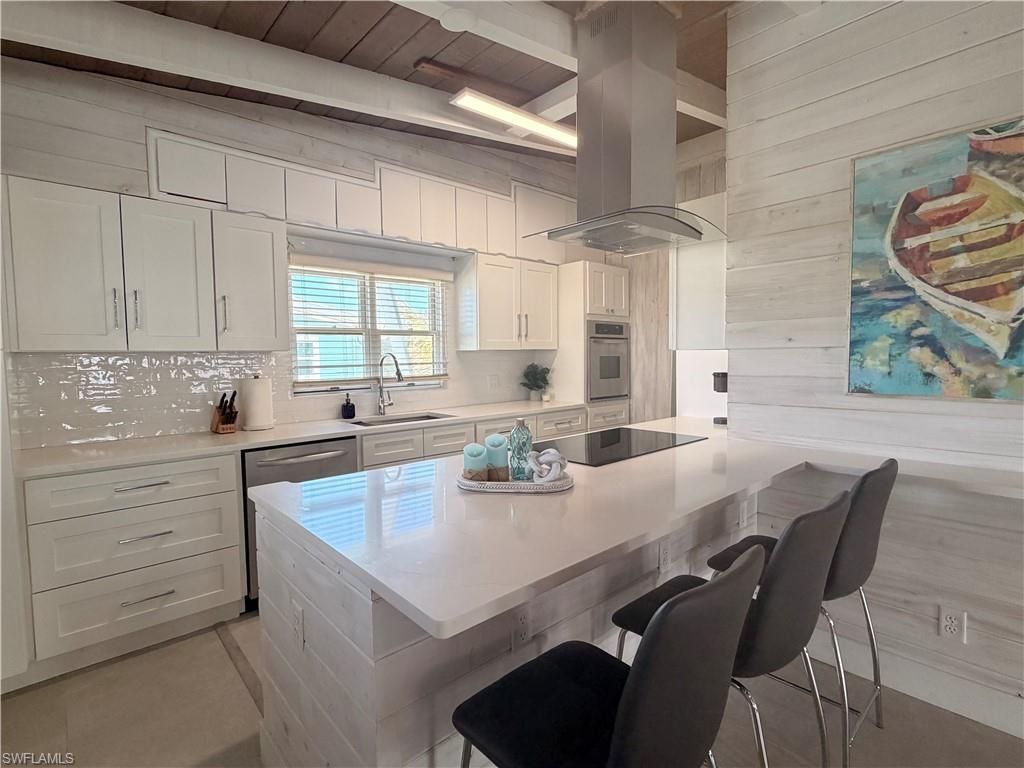370 Bayland Rd , Fort Myers Beach, FL 33931 Photo