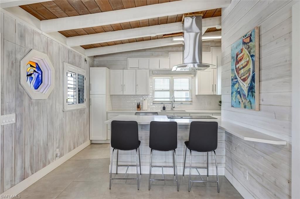 370 Bayland Rd , Fort Myers Beach, FL 33931 Photo