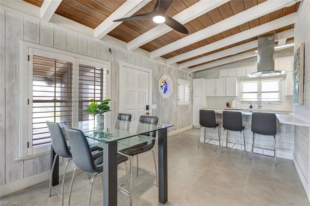 370 Bayland Rd , Fort Myers Beach, FL 33931 Photo