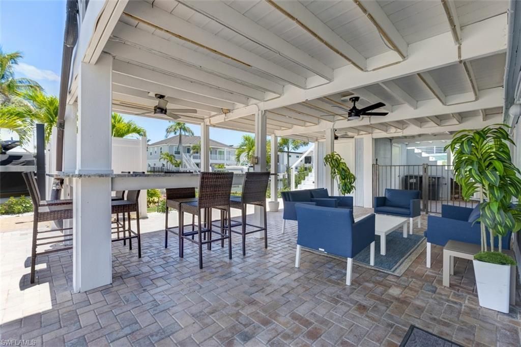 370 Bayland Rd , Fort Myers Beach, FL 33931 Photo