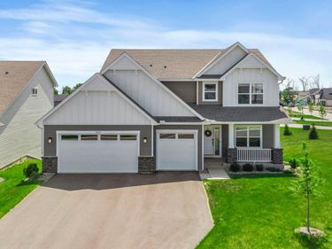 8861 Donax Row, Woodbury, MN 55129