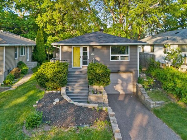 1350 Boone Avenue N, Golden Valley, MN 55427
