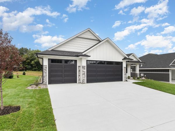 11876 38th Place NE , Saint Michael, MN 55376