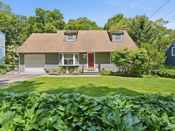 41 Semon Road , Huntington, NY 11743