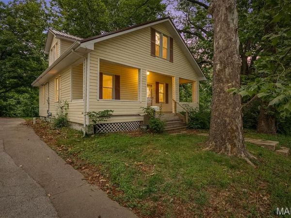 814 N 4th Street, Ste Genevieve, MO 63670