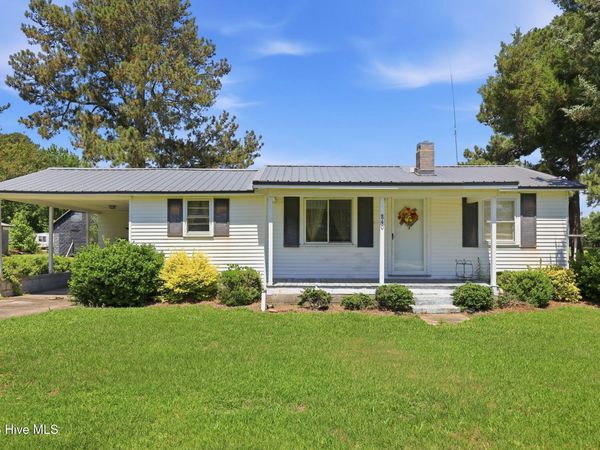 850 Smithtown Road , Grimesland, NC 27837
