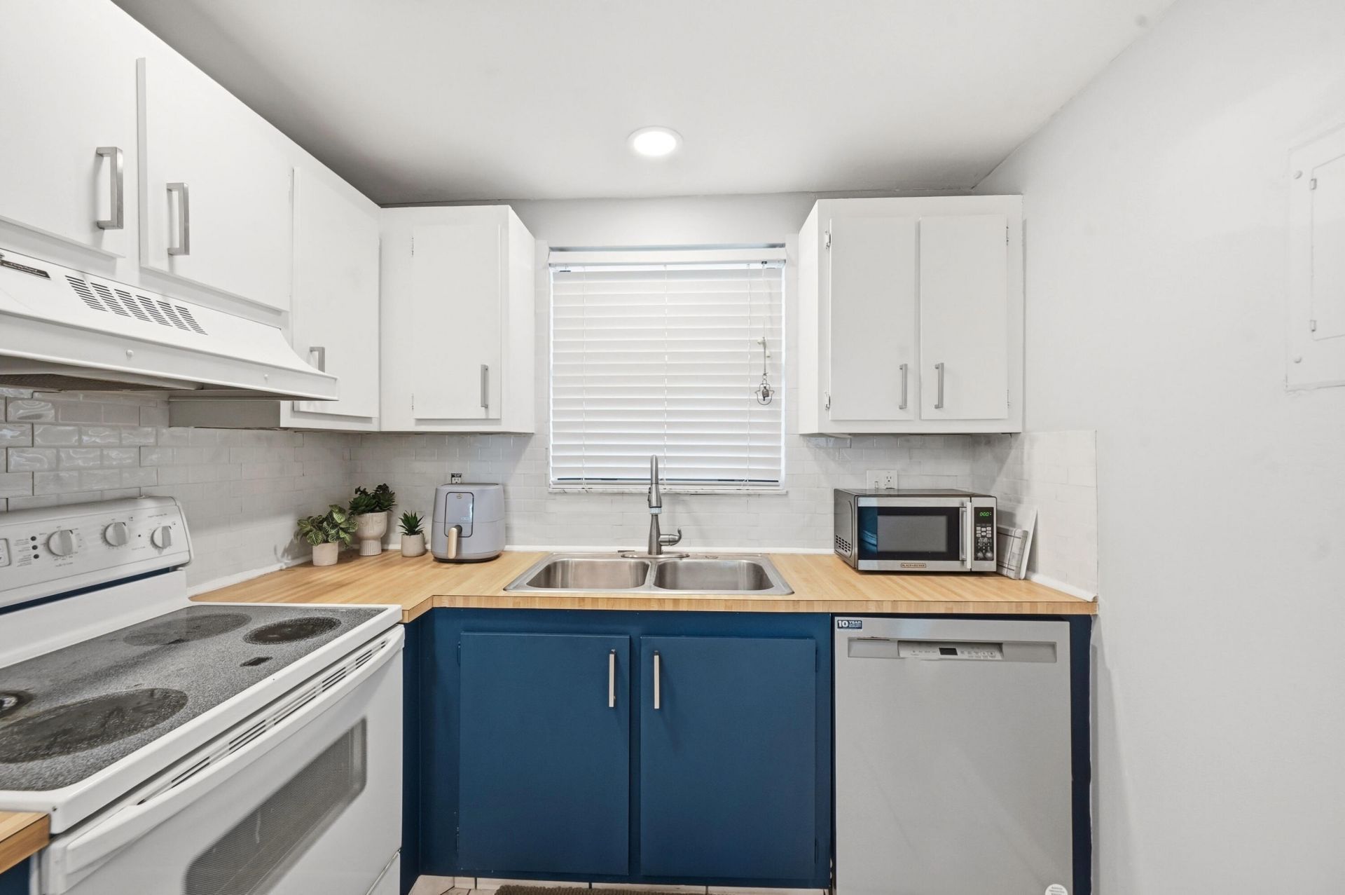 2181 Woolbright Road, Unit N106, Boynton Beach, FL 33426 Photo