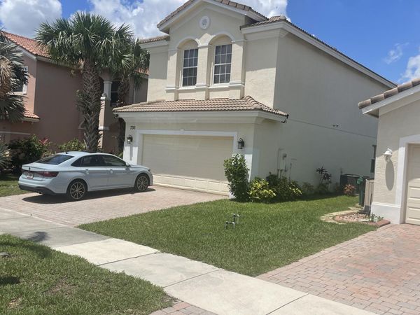 730 NW Leonardo Circle, Port St. Lucie, FL 34986
