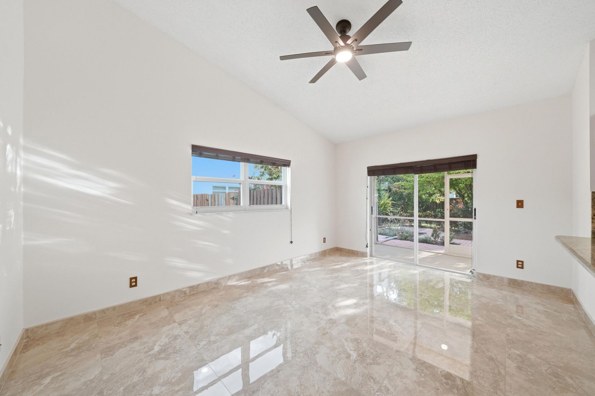 5787 SW 57th Way, Davie, FL 33314 Photo