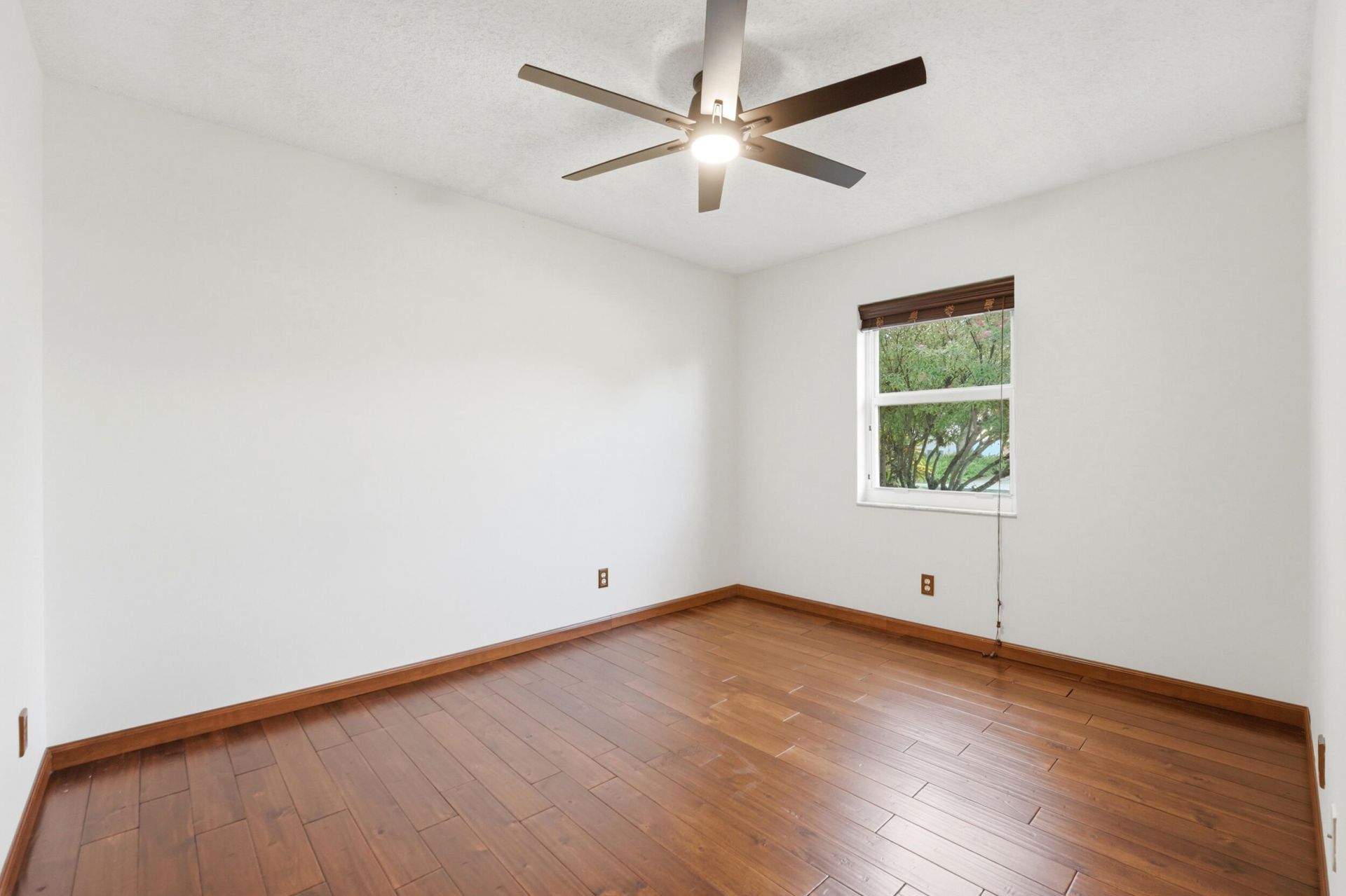 5787 SW 57th Way, Davie, FL 33314 Photo