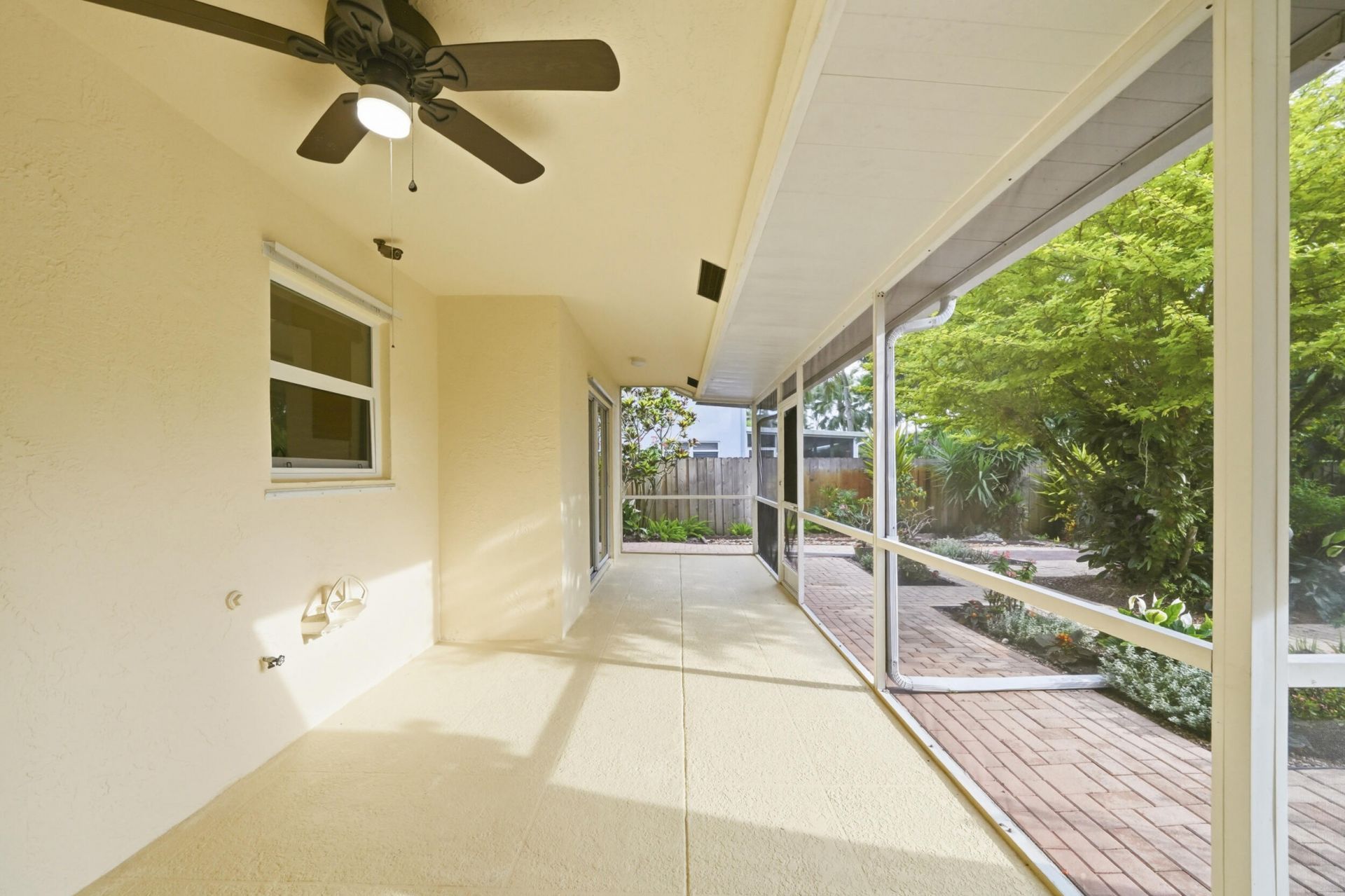 5787 SW 57th Way, Davie, FL 33314 Photo