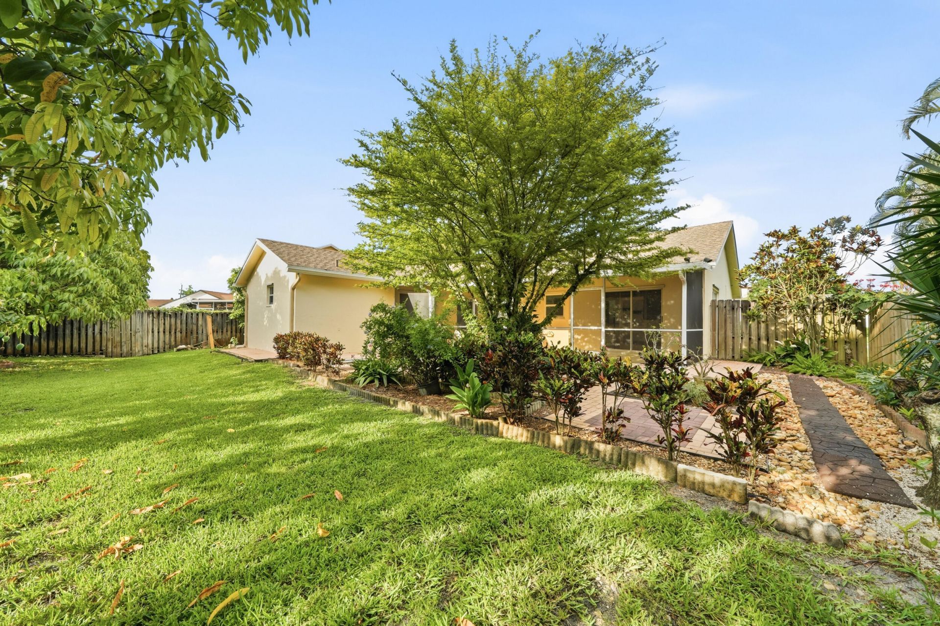 5787 SW 57th Way, Davie, FL 33314 Photo