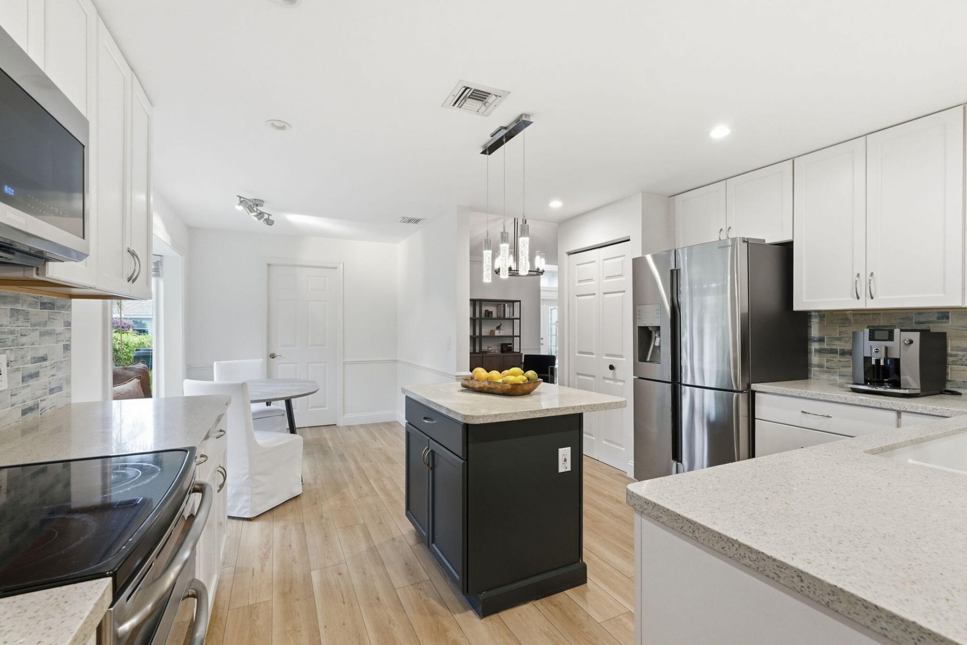 3916 Cypress Lake Drive, Lake Worth, FL 33467 Photo