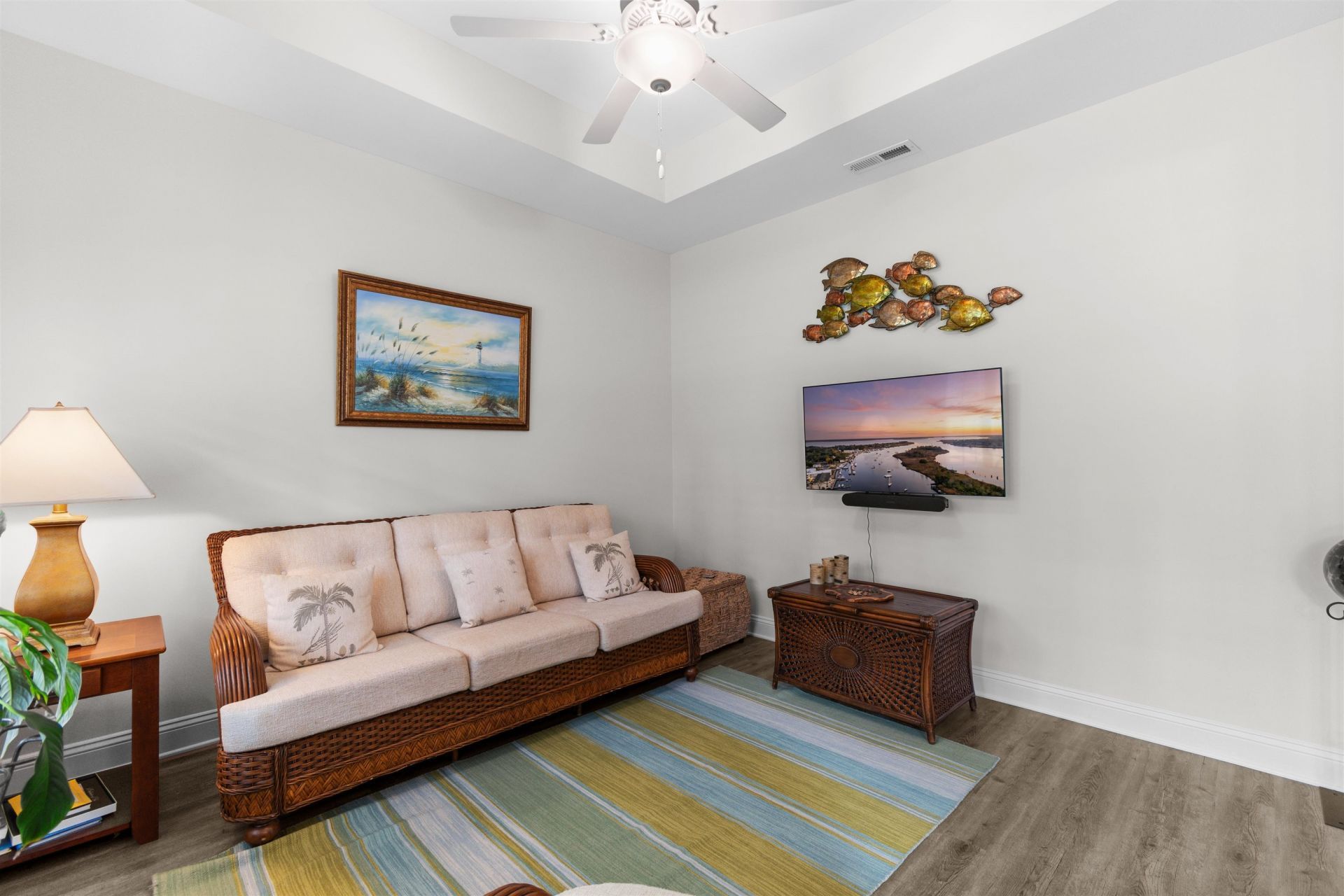 1050 Francis Parker Rd.  Photo 8