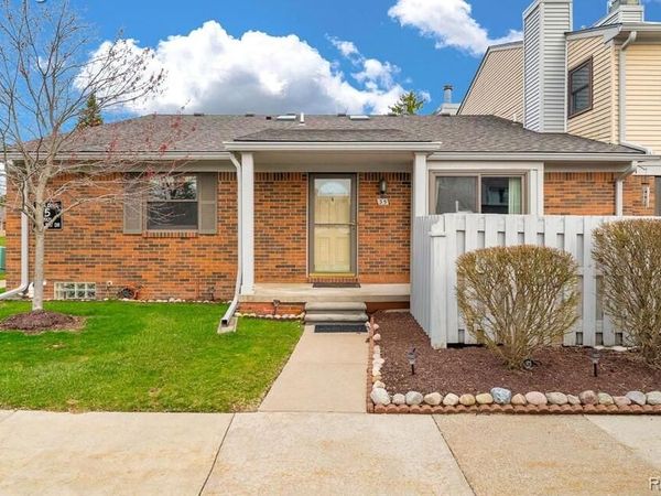 1921 Vine Way Drive, Unit #35, Canton, MI 48188