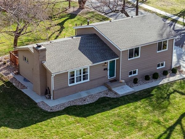 13621 W 90th Place, Lenexa, KS 66206