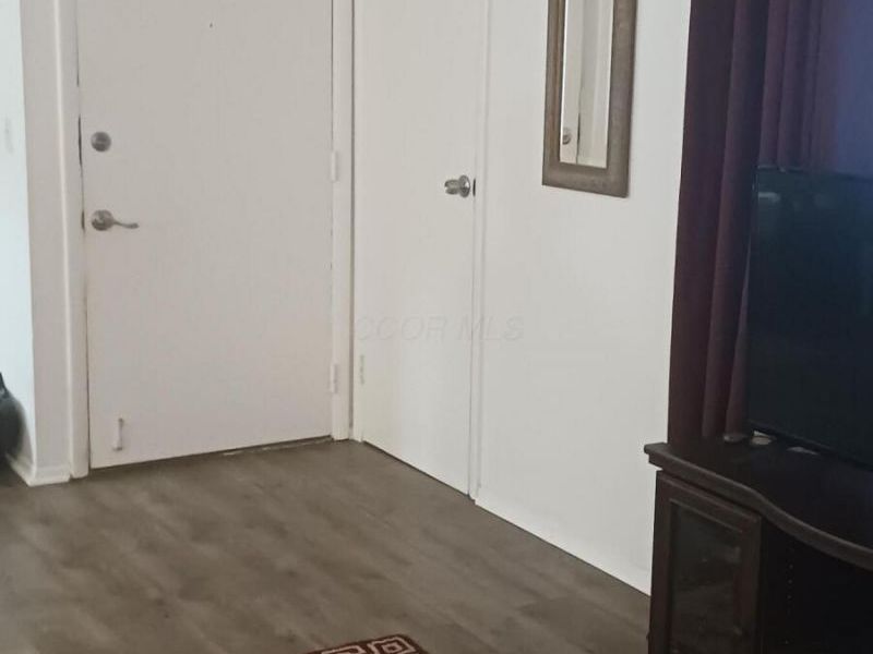 1088 S Merrimar Circle S, Unit # C, Columbus, OH 43220 Photo 6