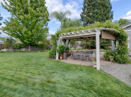 2208 Live Oak Ct, Rocklin, CA 95765 Photo