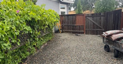 2208 Live Oak Ct, Rocklin, CA 95765 Photo