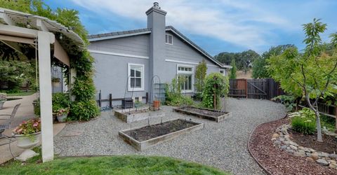 2208 Live Oak Ct, Rocklin, CA 95765 Photo