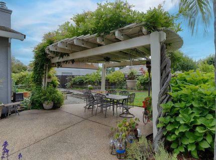2208 Live Oak Ct, Rocklin, CA 95765 Photo