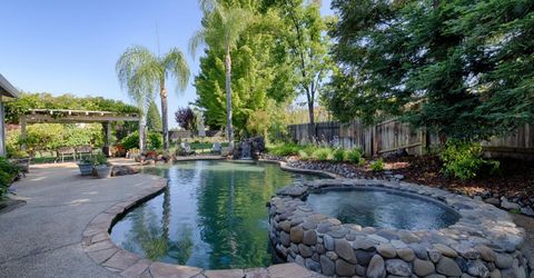 2208 Live Oak Ct, Rocklin, CA 95765 Photo