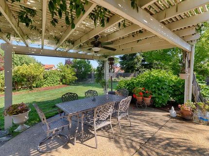 2208 Live Oak Ct, Rocklin, CA 95765 Photo