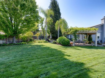 2208 Live Oak Ct, Rocklin, CA 95765 Photo