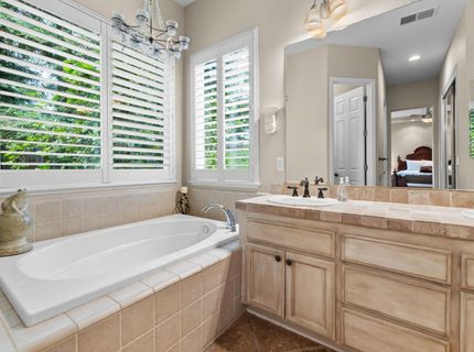 2208 Live Oak Ct, Rocklin, CA 95765 Photo