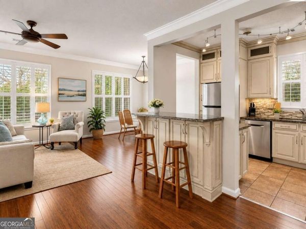 10 Perimeter Summit Boulevard NE, Unit #3110, Atlanta, GA 30319
