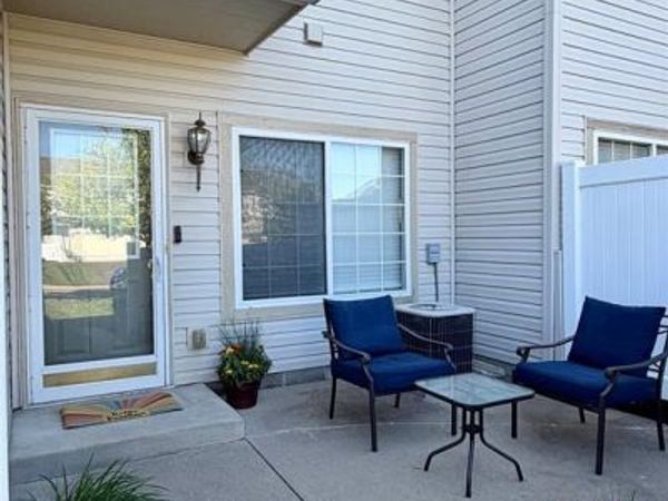 26728 Ashton Drive, Woodhaven, MI 48183