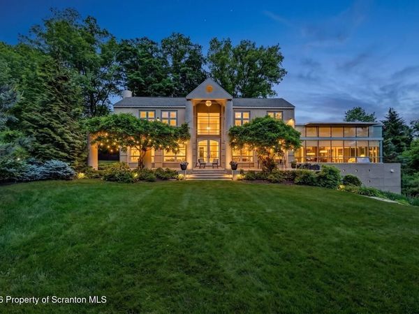 703 Highland Avenue, Clarks Green, PA 18411