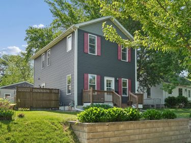 113 Van Buren Avenue S, Hopkins, MN 55343