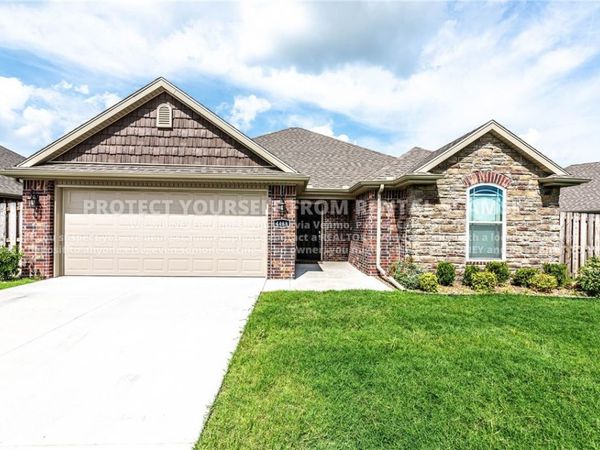 4488 W Wales Drive , Fayetteville, AR 72704