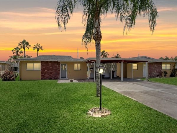2212 E 6th ST , LEHIGH ACRES, FL 33936