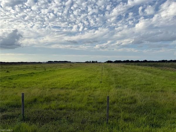 5360 3rd RD , LABELLE, FL 33935