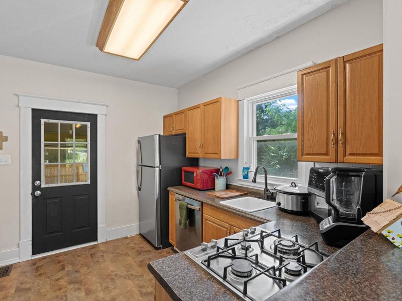 119 S High Street, Urbana, OH 43078 Photo 18