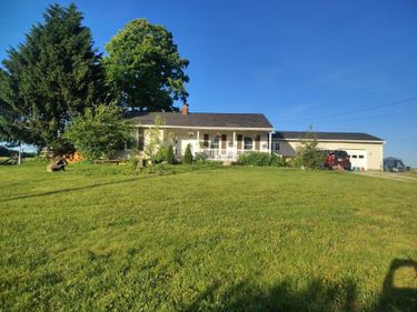 8436 Martinsburg Road , Mount Vernon, OH 43050