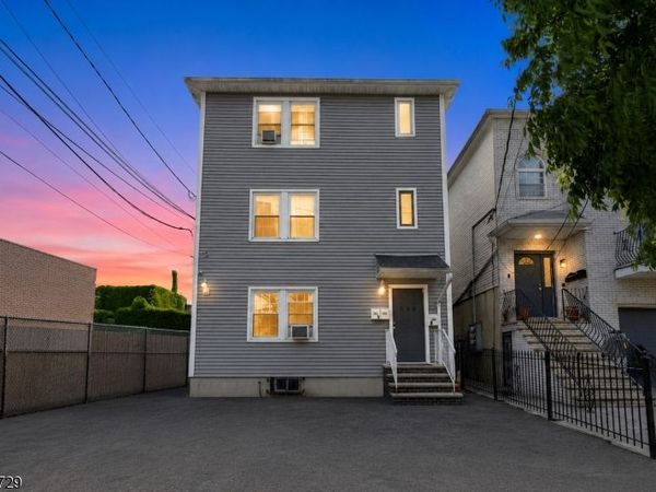 350 New St, Newark, NJ 07103