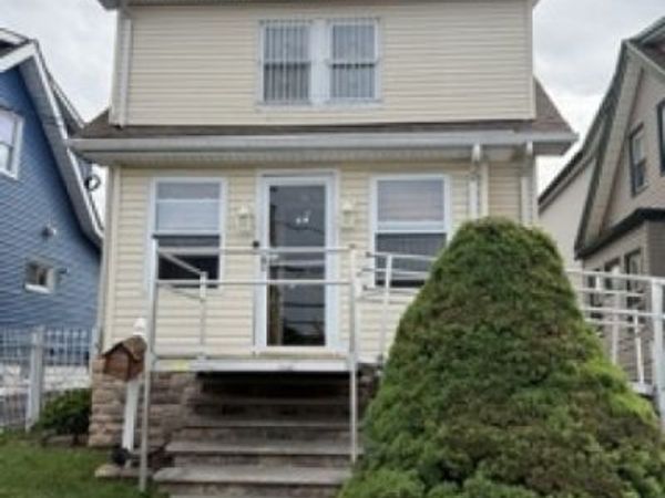 11 Welland Ave, Irvington, NJ 07111