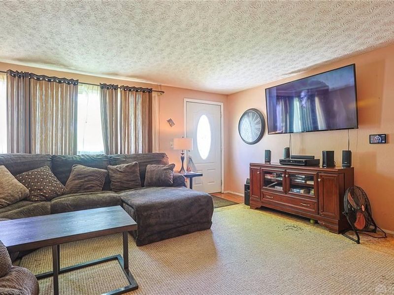568 Barbara Drive, Tipp City, OH 45371 Photo 5