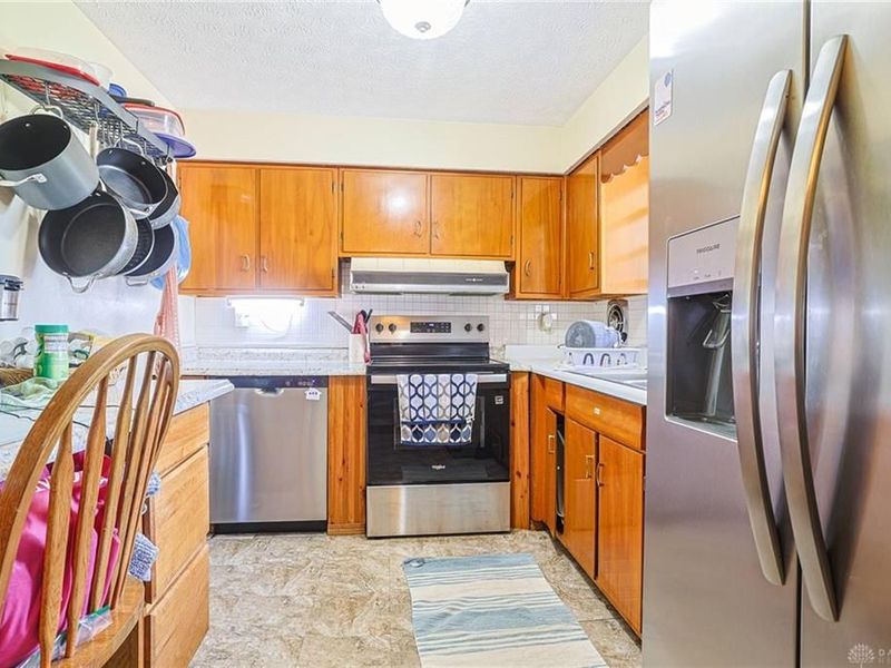 568 Barbara Drive, Tipp City, OH 45371 Photo 6