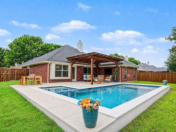 301 Cave River Drive, Murphy, TX 75094